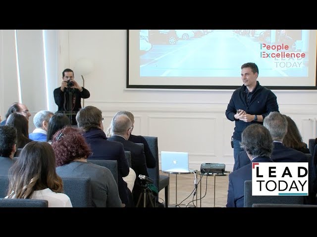 Comunicacion-y-Desarrollo-de-Liderazgo-en-Entornos-Empresariales-Disruptivos | Hablemos de Marketing Comunicación y Desarrollo de Liderazgo en Entornos Empresariales Disruptivos